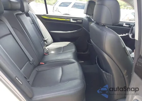 2013 Hyundai Genesis 3.8 from USA, damaged, VIN KMHGC4DD7DU235791